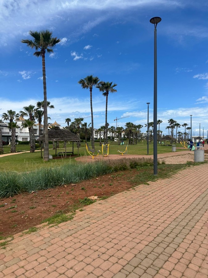 Vie locale à Dar Bouazza, Maroc