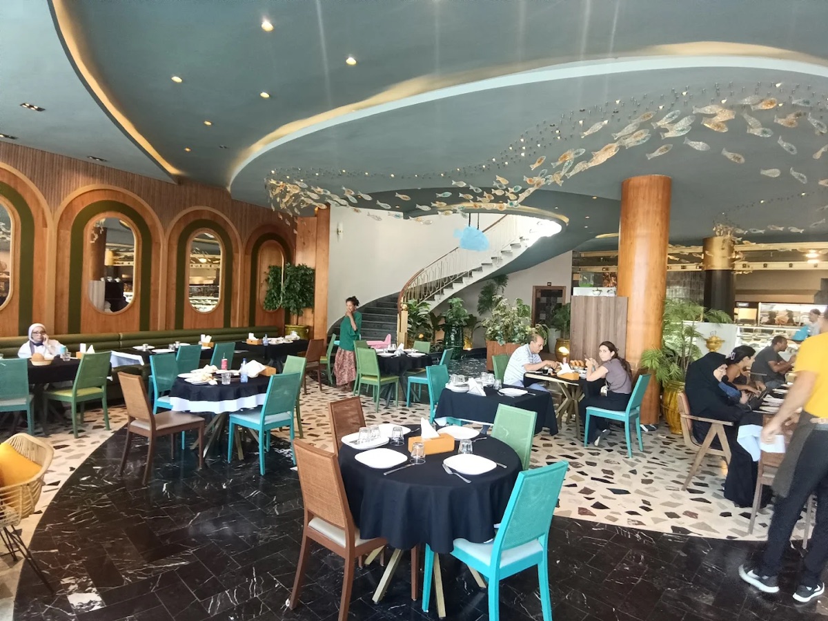 Table généreuse au Snack Amine, meilleur rapport qualité-prix Dar Bouazza