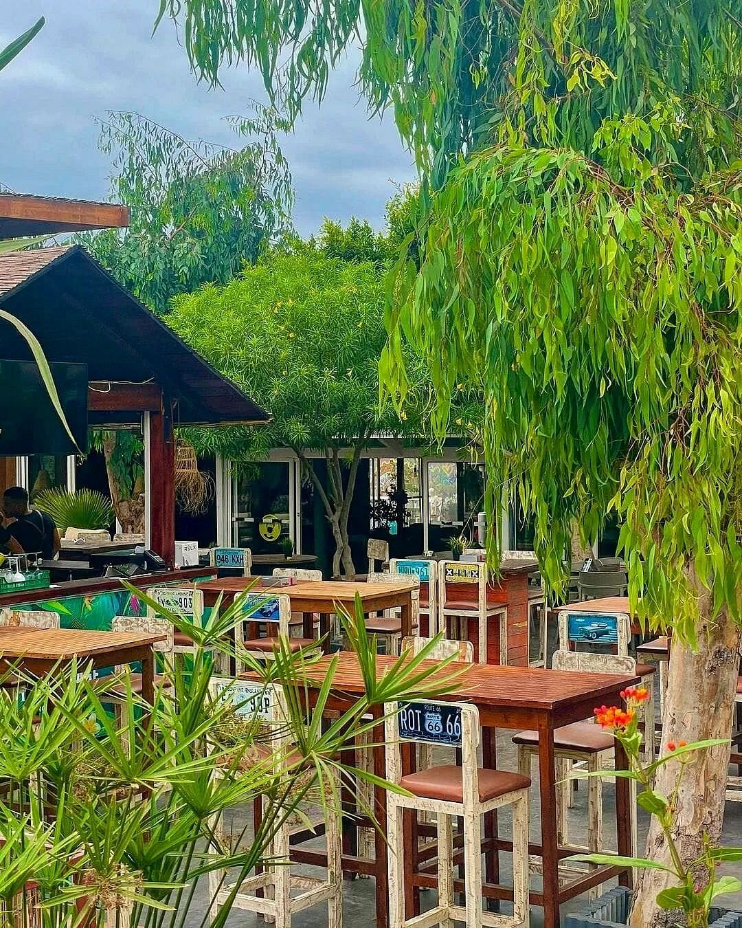 Dîner au Vintage, cuisine de qualité à Darbouazza sur la route d'Azemour